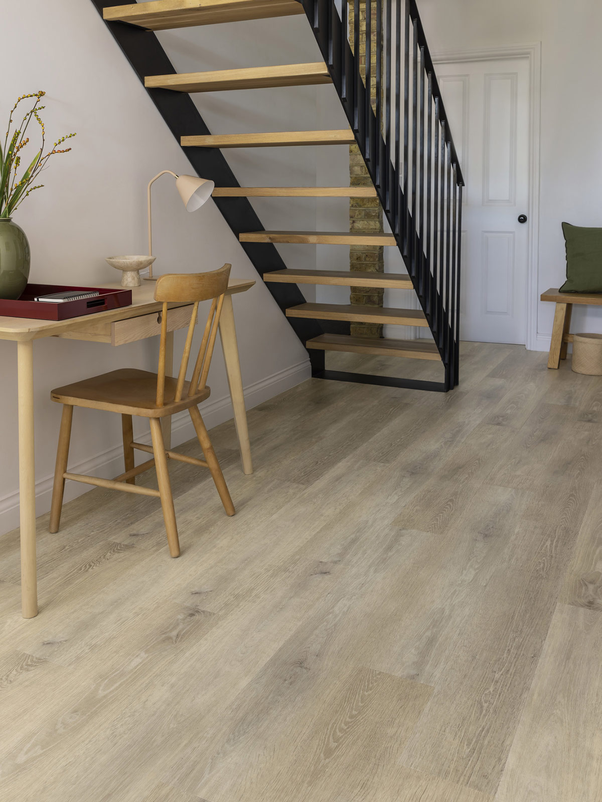 Blanched Oak: Beautifully designed LVT wood flooring from the